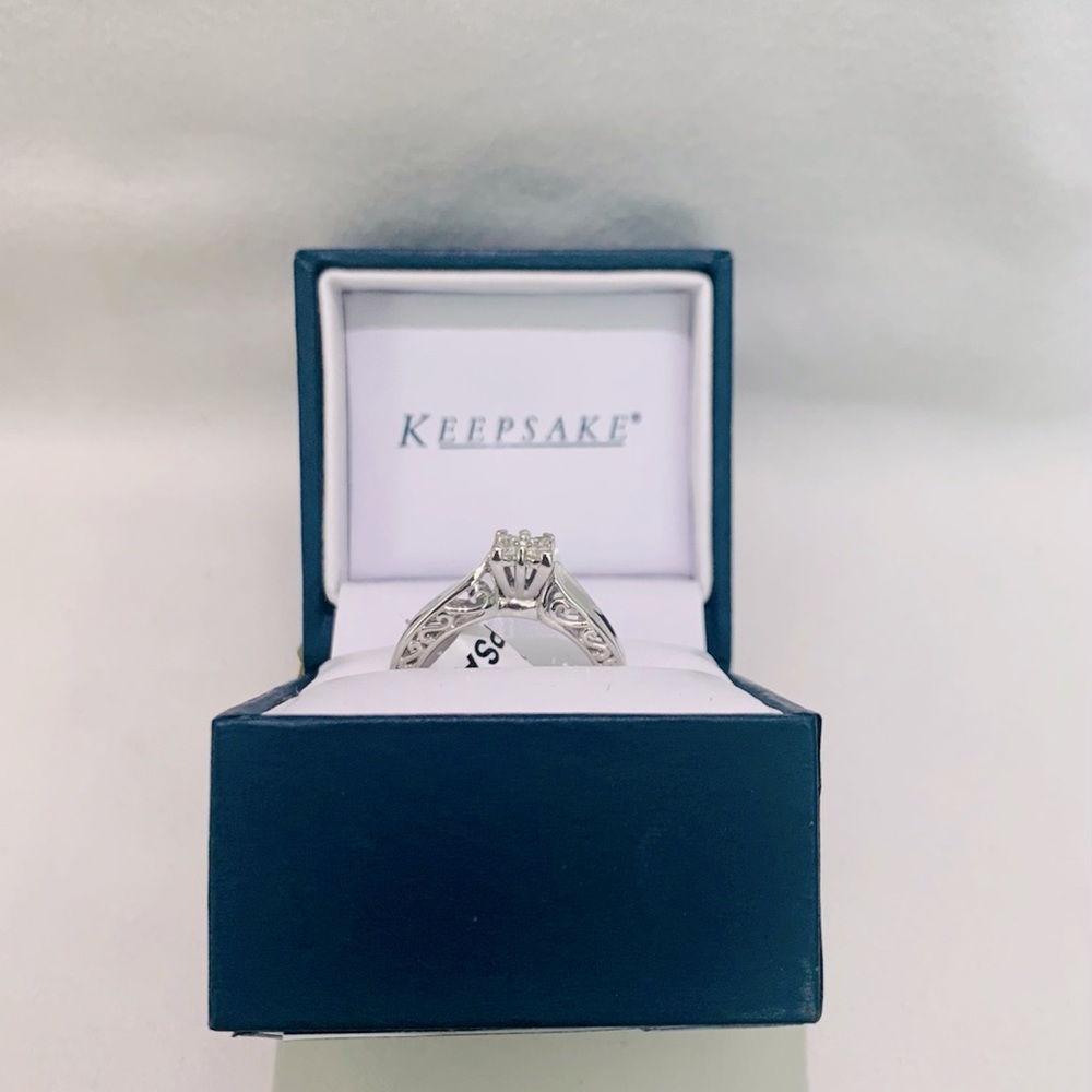 Diamond ring